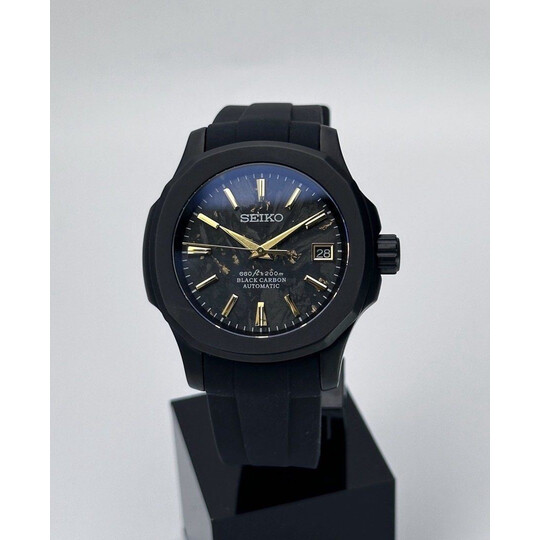 Custom Seiko Mod • Matte Black Carbon Nautilus w/ Gold Accent • 40mm
